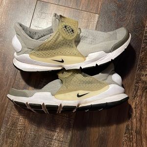 Nike Sock Dart ‘Grey’ size 12